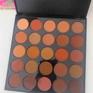 Morphe eyeshadow never used.
